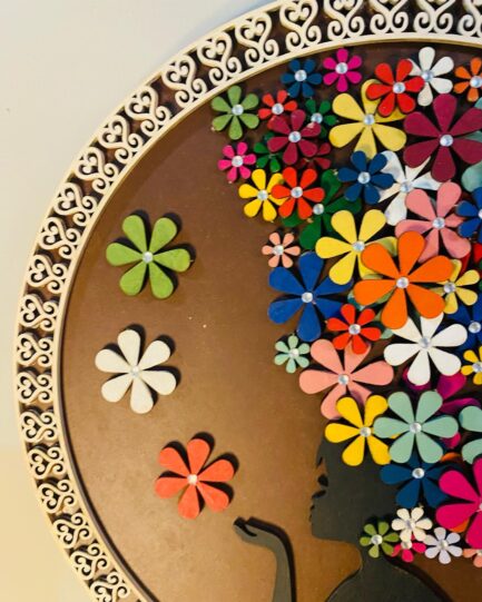 Mandala Africana , pintada a mão, flores de madeira  Tamanho 30 cm - Imagem 3