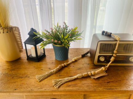 colar decorativo com contas de madeira - Imagem 6