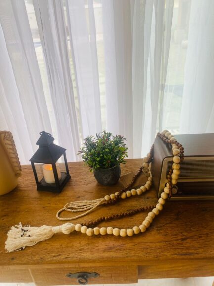colar decorativo com contas de madeira variadas - Imagem 5