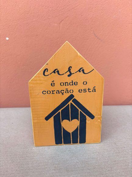 casinnha de madeira decorativa - Imagem 4