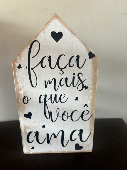 casinha de madeira decorativa