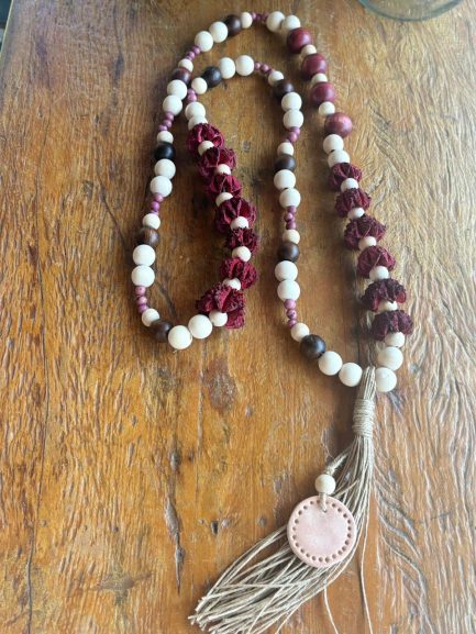 Colar Decorativo